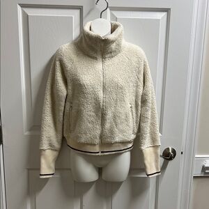 Athleta Cream Teddy fleece Jacket size small S #3186